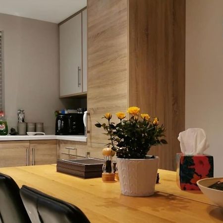 3 Bedroom Townhouse, Free Parking York Exterior foto