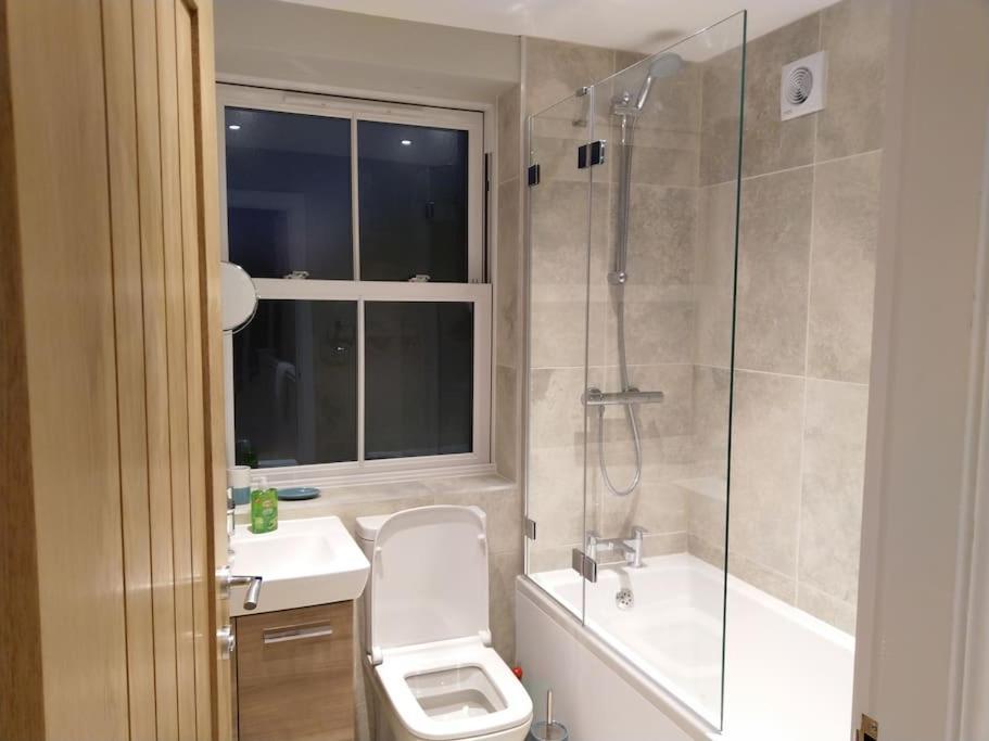 3 Bedroom Townhouse, Free Parking York Exterior foto